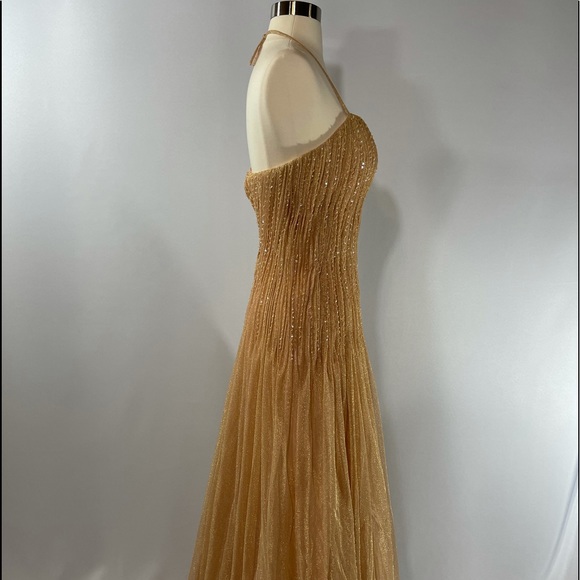 Evening gown with shawl - Picture 3 of 16